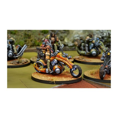 Haqqislam: The Nazarova twins, Kum Enforcer