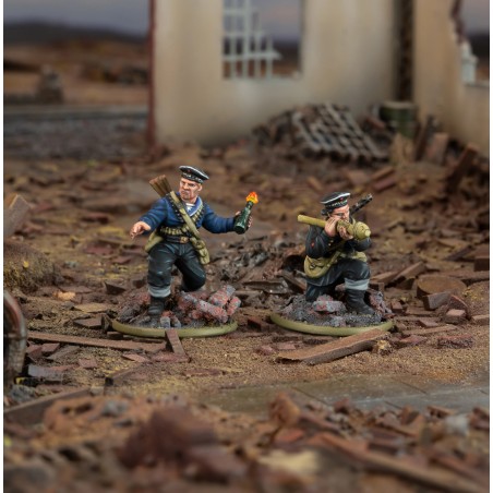 Bolt Action: Soviet Naval Brigade ‘Tank Hunters’ Anti-Tank Team (x2 Figurines)