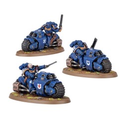 Space Marines: Outriders (x3)
